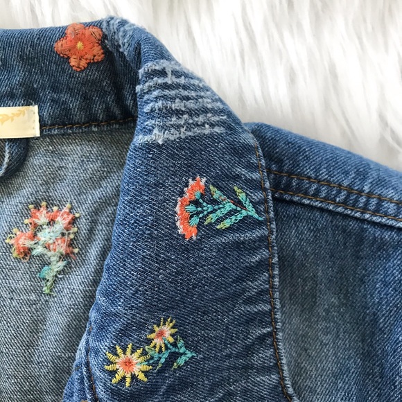 Distressed Denim Jacket Floral Embroidered Detail - Picture 12 of 16
